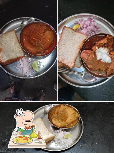 Food at Ambika Kat-vada