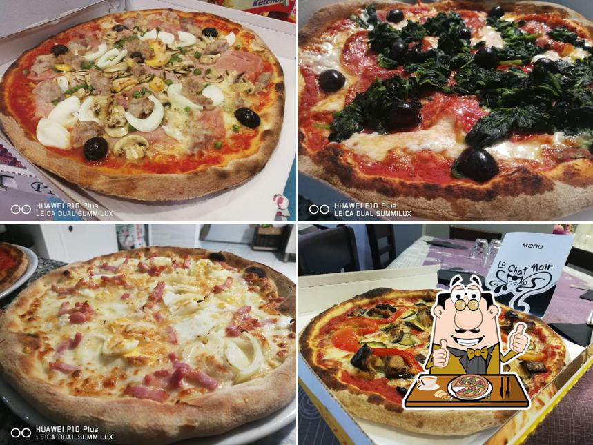 A Le Chat Noir, puoi prenderti una bella pizza