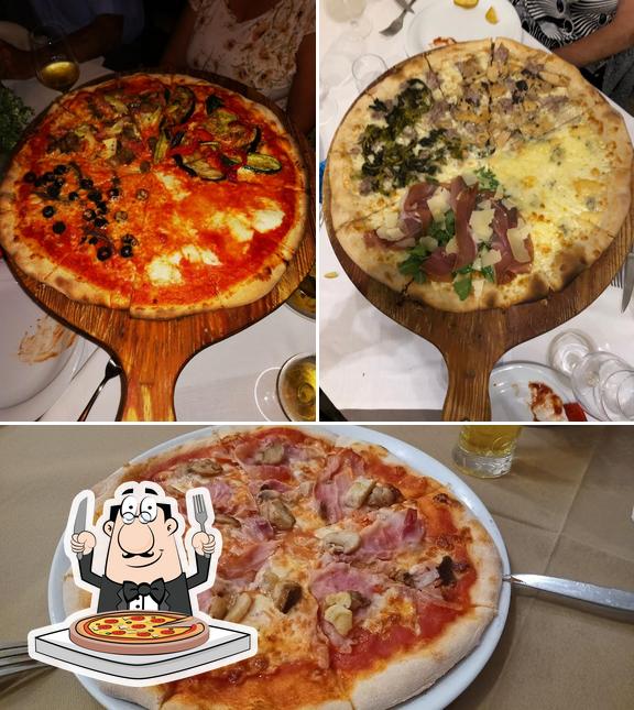 Scegli una pizza a Pizzeria Masa