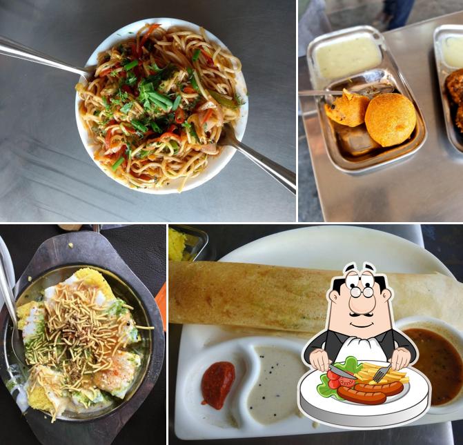 Food at Thakur's Hotel Shivnath Nadi, Durg