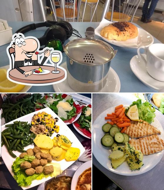 La foto della cibo e bevanda di Cafè Maria