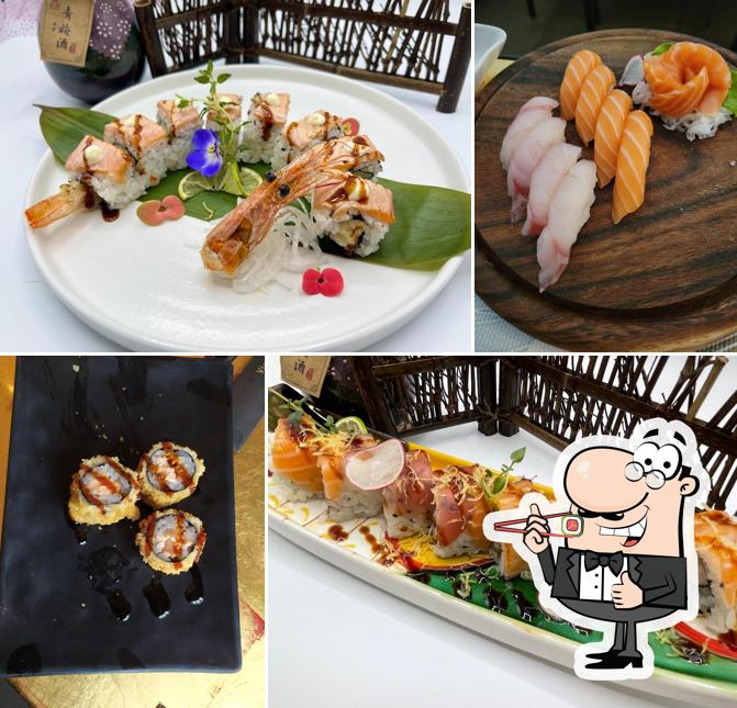 {Restaurant_name} offre piatti di sushi