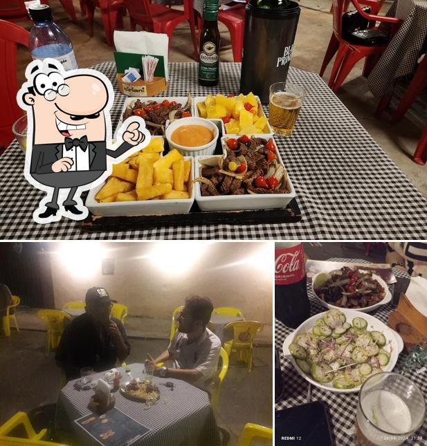 Veja imagens do interior do Diretoria Bar