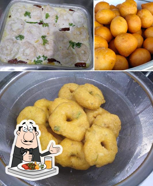 Food at Sri Mahalakshmi Tiffens