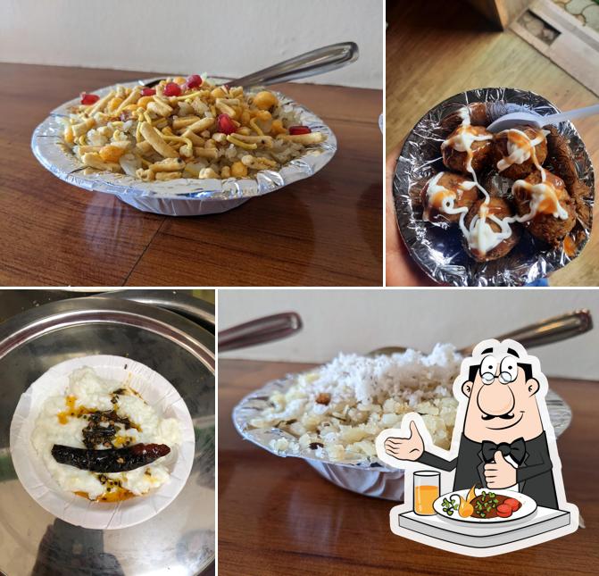 Meals at Aamhi Pohekar