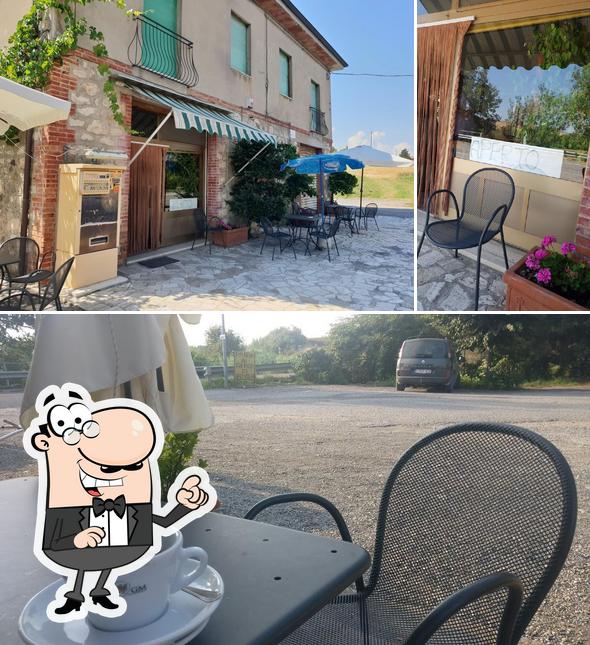 Gli interni di BAR Panini Ai Sapori Di Una Volta