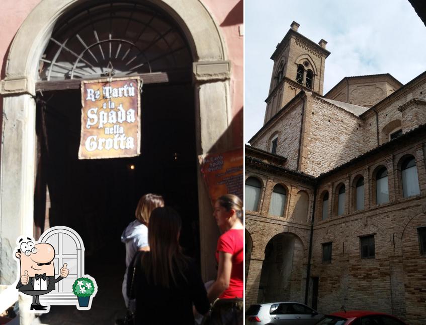 Gli esterni di Caffé della Voltarella di Fiorani Paola