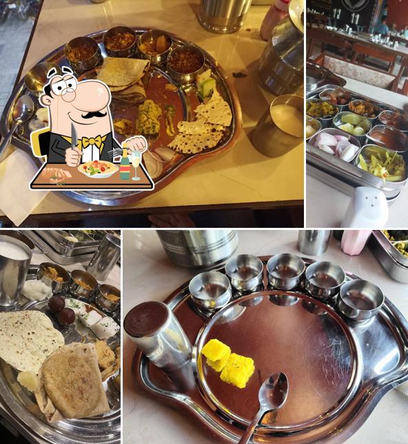 Food at Gokuliyu Kathiyawadi Restaurant Manjalpur