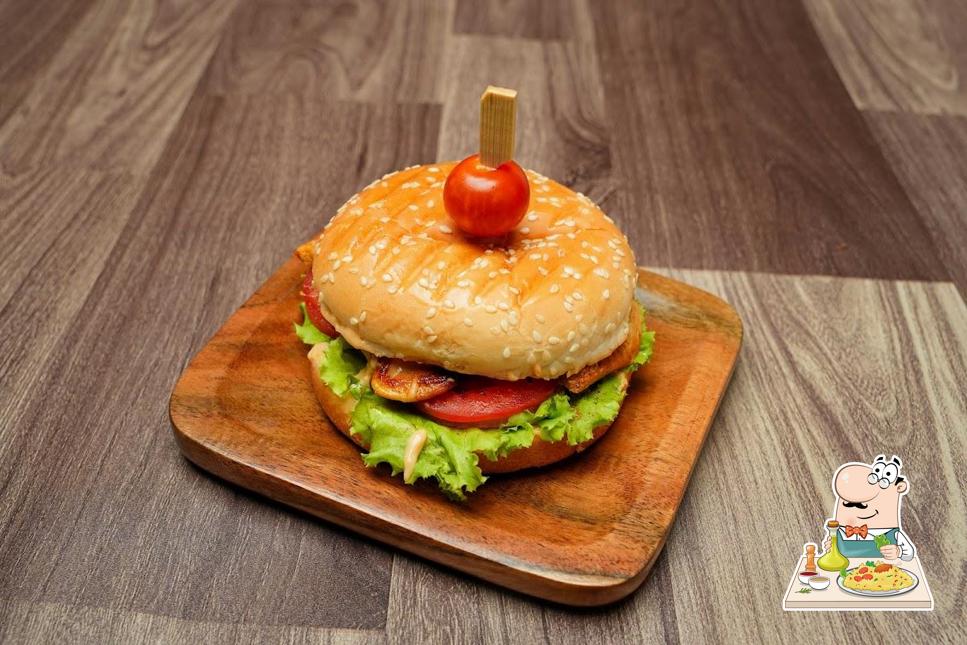 Hamburger at Leafy Green Cafe