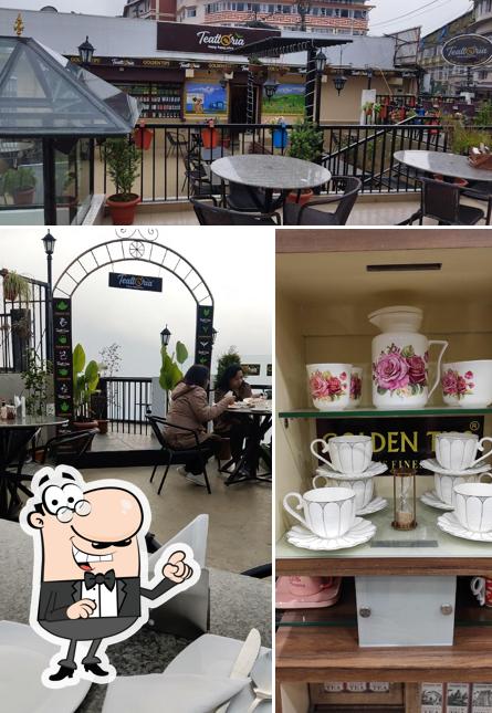 The interior of Golden Tips Teattoria Tea Boutique