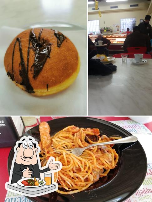 Dai un’occhiata alla immagine che mostra la cibo e interni di Nuovo Forno Maruska