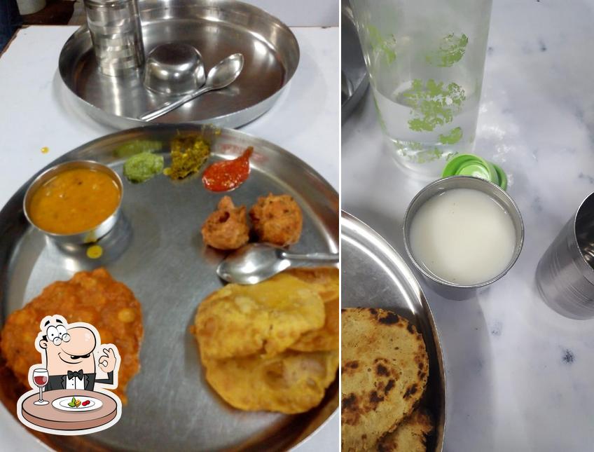 Food at Shree Mahalakshmi Bhojnalaya