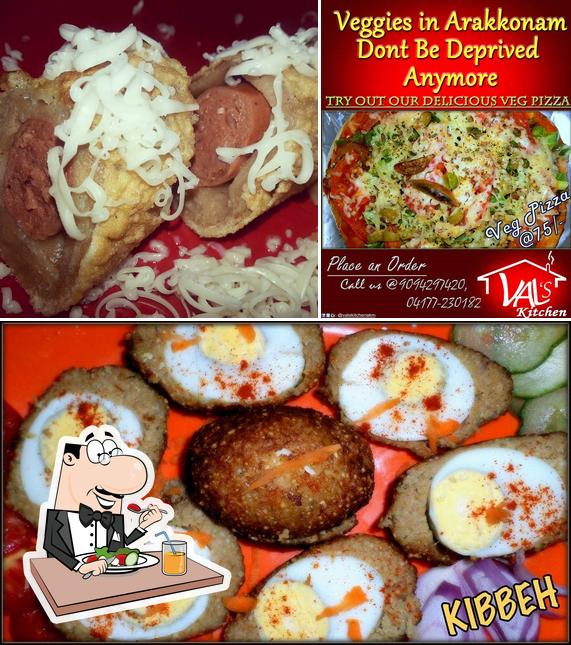 Food at Val's Kitchen-Akm