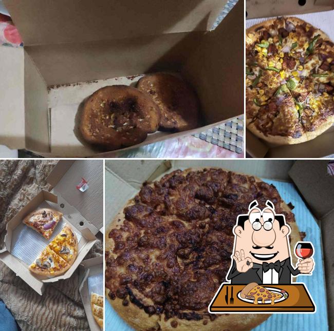 At Pizza Hut Opulent Mall, Ghaziabad, you can try pizza