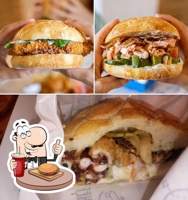 Prenditi un hamburger a Peschef