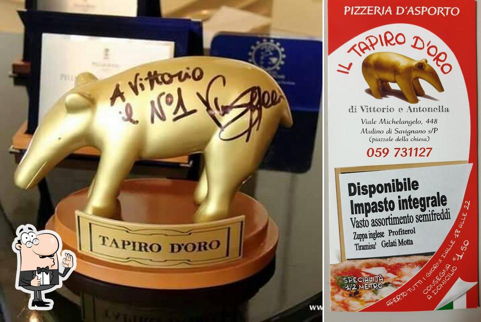 Guarda la foto di Il Tapiro D'Oro