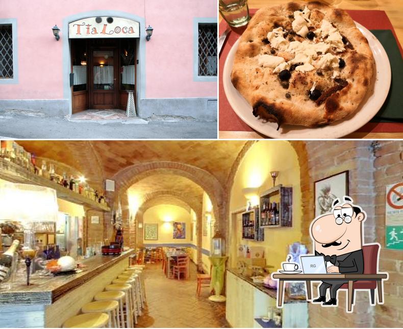 Siediti a un tavolo di Pizzeria Tialoca