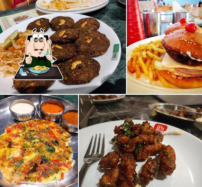 Food at 7 Am Eat And Repeat