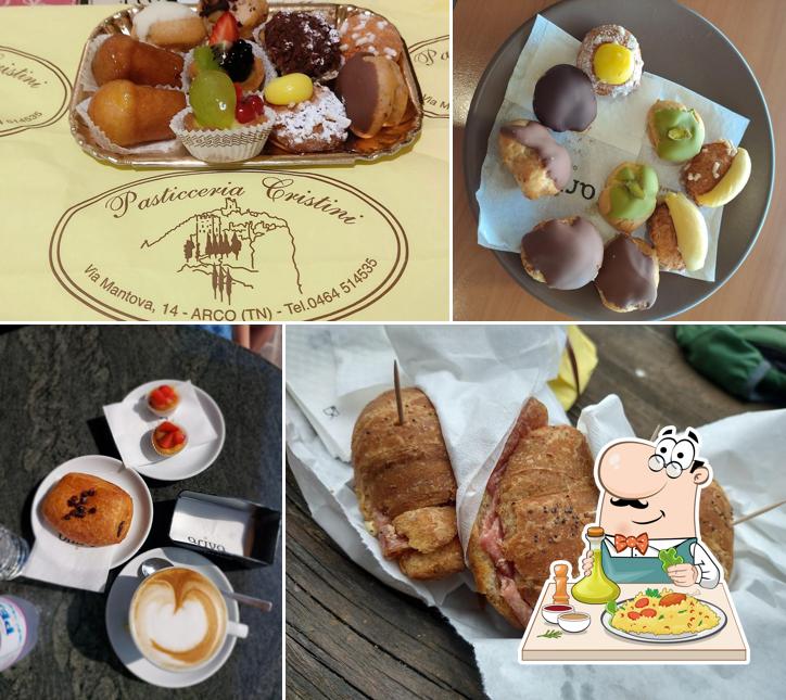 Platti al Pasticceria Cristini