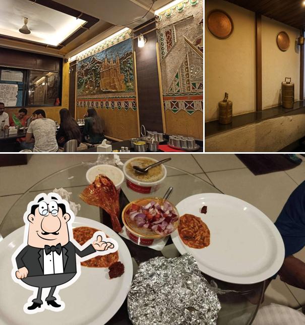Check out how Shree Kathiyawadi Khadki looks inside