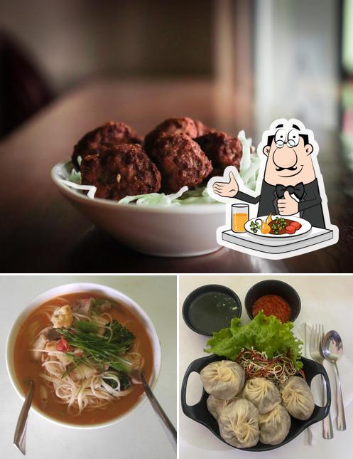 Food at Oly's Cafe