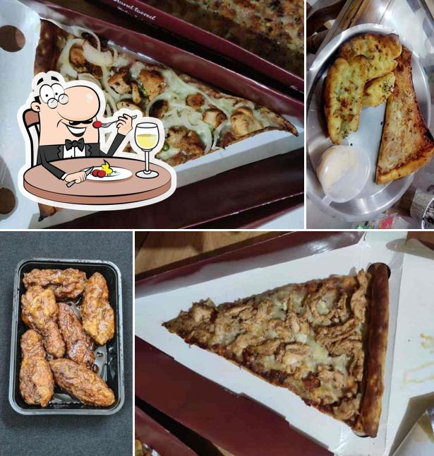 Chicken wings at Pete's Pizzeria