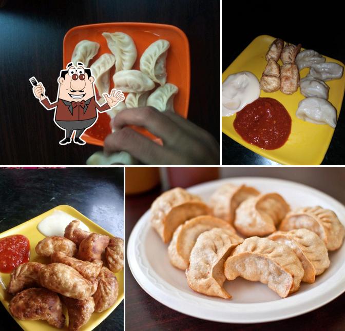 Food at Momoz Corner