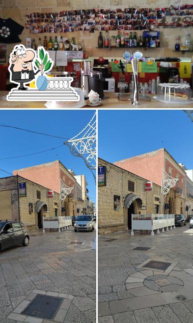 Dai un’occhiata alla foto che raffigura la esterno e bancone da bar di Absolute Cafe