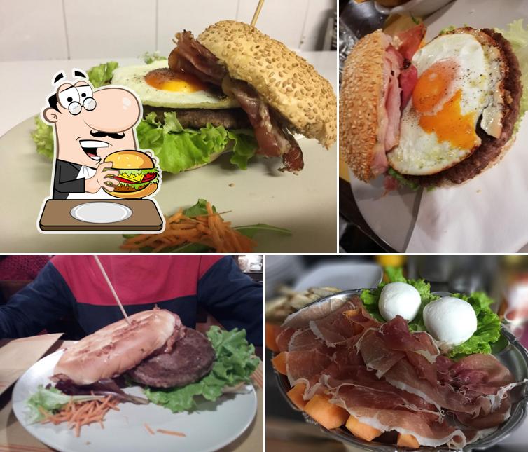 Prova un hamburger a Al Molin Rotto di Carraro Flavio