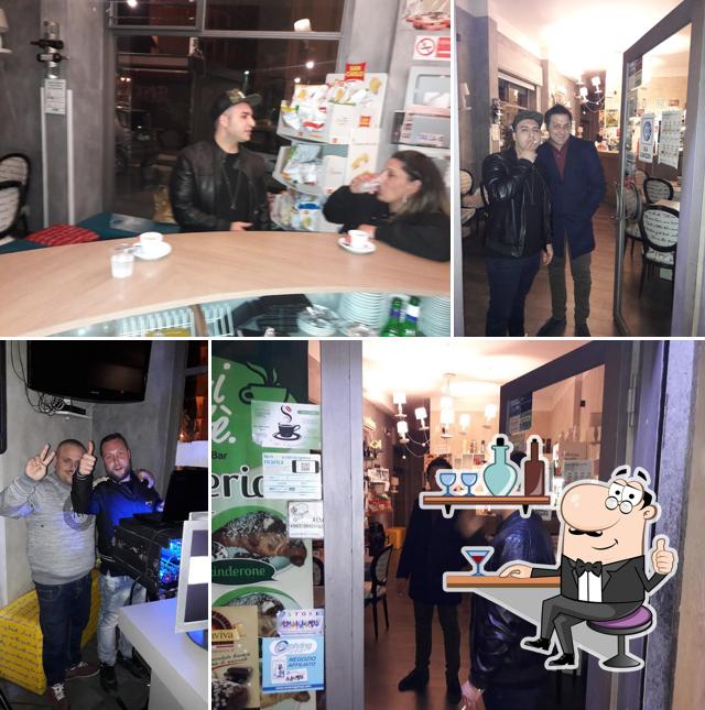 Dai un'occhiata agli interni di Dimmi Si Caffè