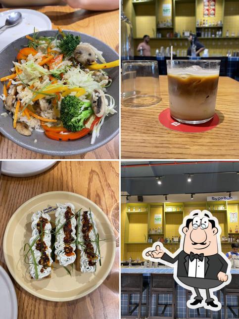 The interior of Ba Da Bom