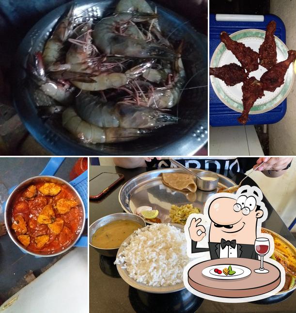 Food at Gajanana Fishland