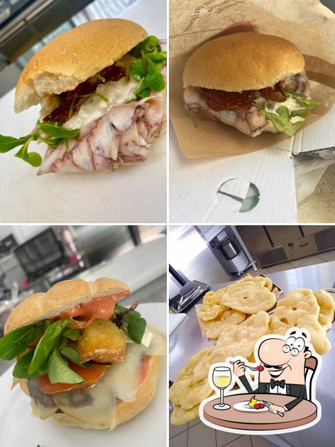 Panino con maiale stirato al Paninoteca panini da Paola