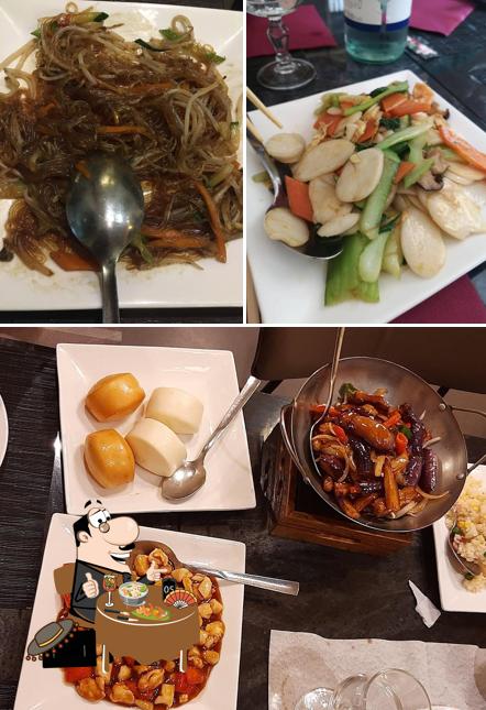 Cibo al Trattoria Cinese Long Chang