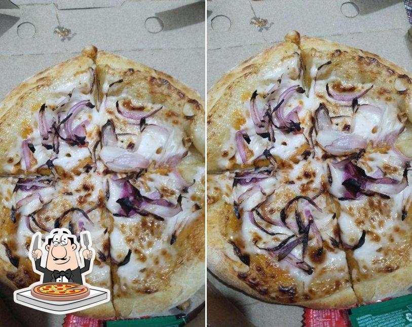 Order pizza at Hot Pizza Point