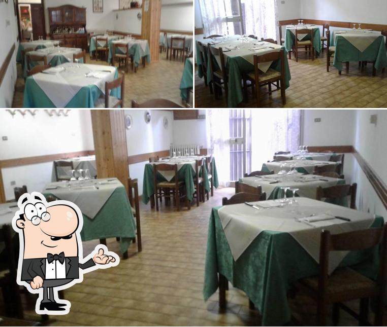 Dai un'occhiata agli interni di Bar Trattoria Ritrovo al Ponte
