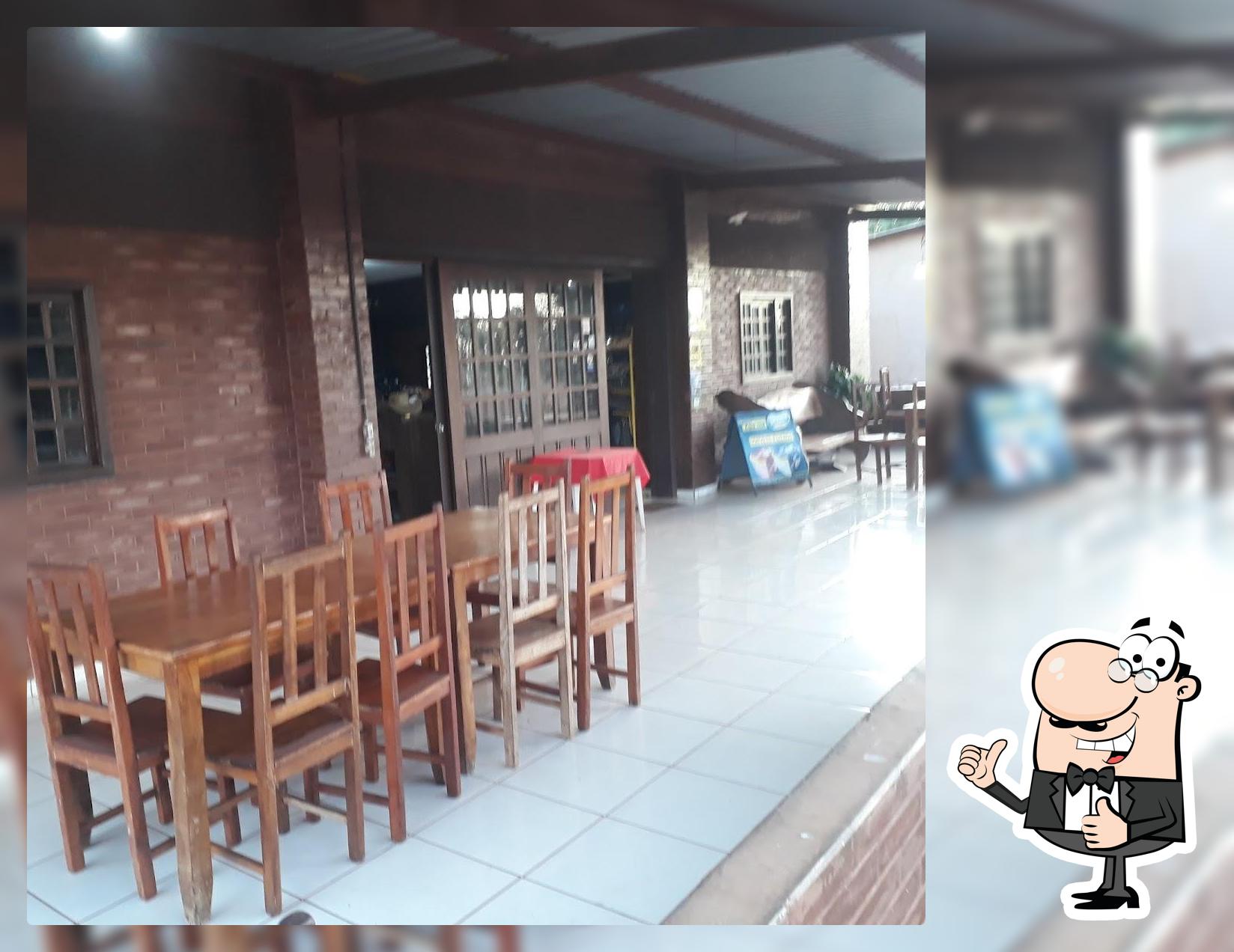 Sem Fronteira, Restaurante e lanchonete