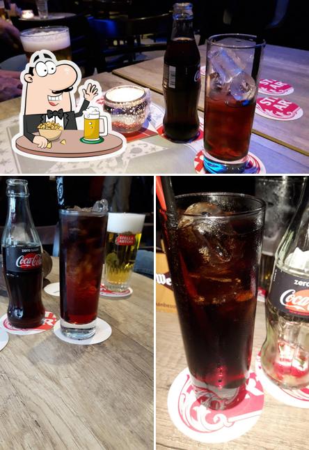 De Elleboog sert une variété de bières