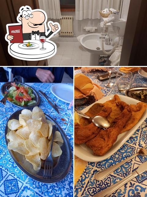 Guarda la immagine che presenta la cibo e interni di I Cugini - Hotel Ristorante