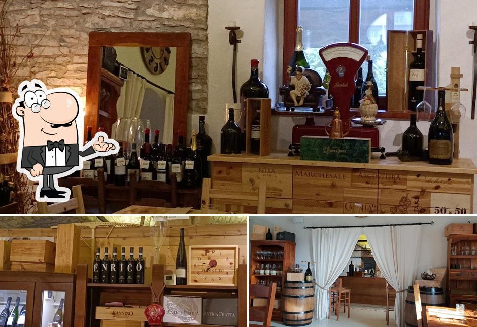 Siediti a un tavolo di Osteria del bevitore