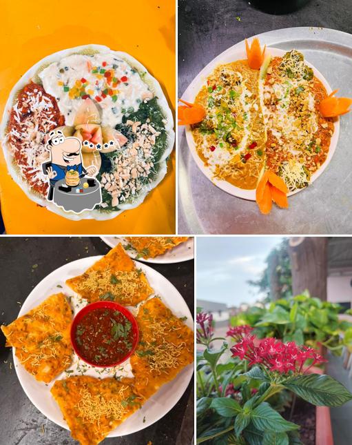 Food at HOTEL MAKHANLAL PURE VEG FAMILY RESTAURANT BHAU KA DHABA