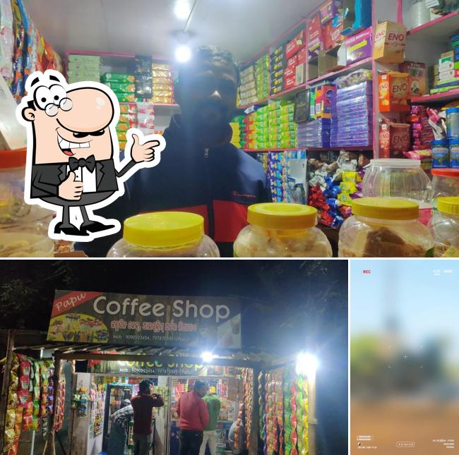 Look at the image of Papu cafe