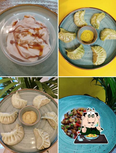 Food at Mama Yumm Cafe