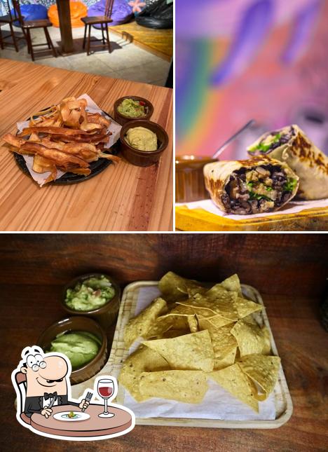 Platos en TEKOA BAR
