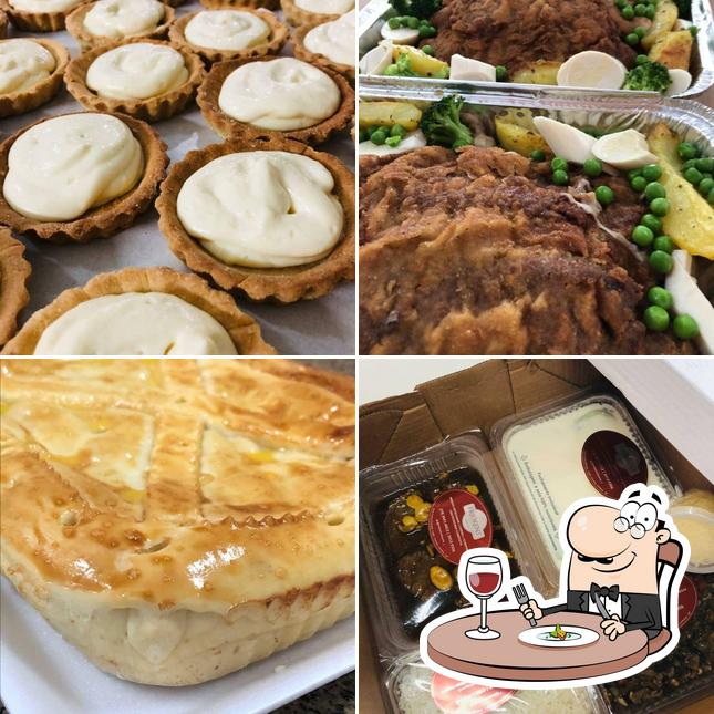 Platos en Friokent Rotisserie
