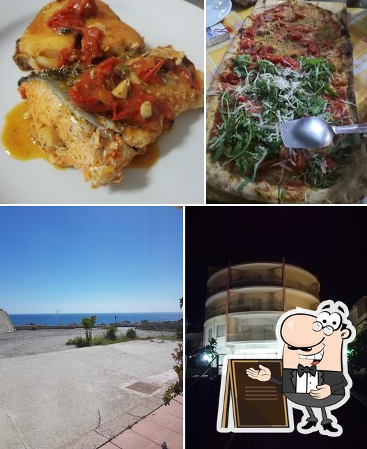 La foto di esterno e cibo da Ristorante La Primula