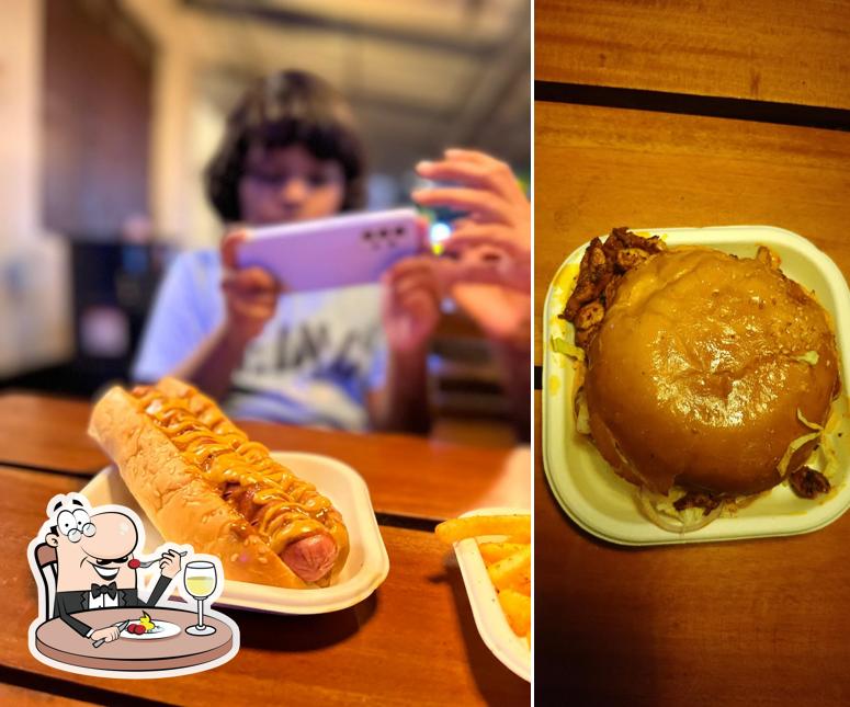 Meals at 21 Buns