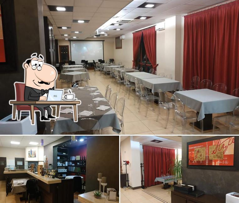 Siediti a un tavolo di Divino Ristorante Pizzeria
