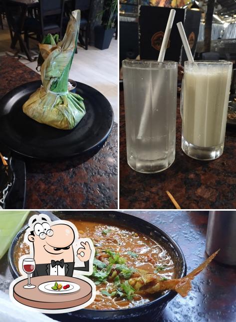 Meals at OOTTU PERA Restaurant