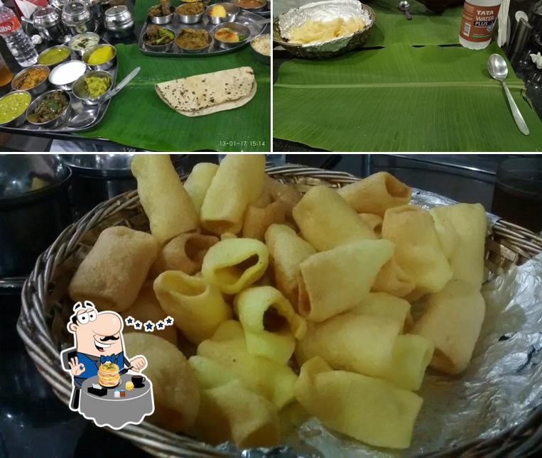 Meals at Teluginti Ruchulu